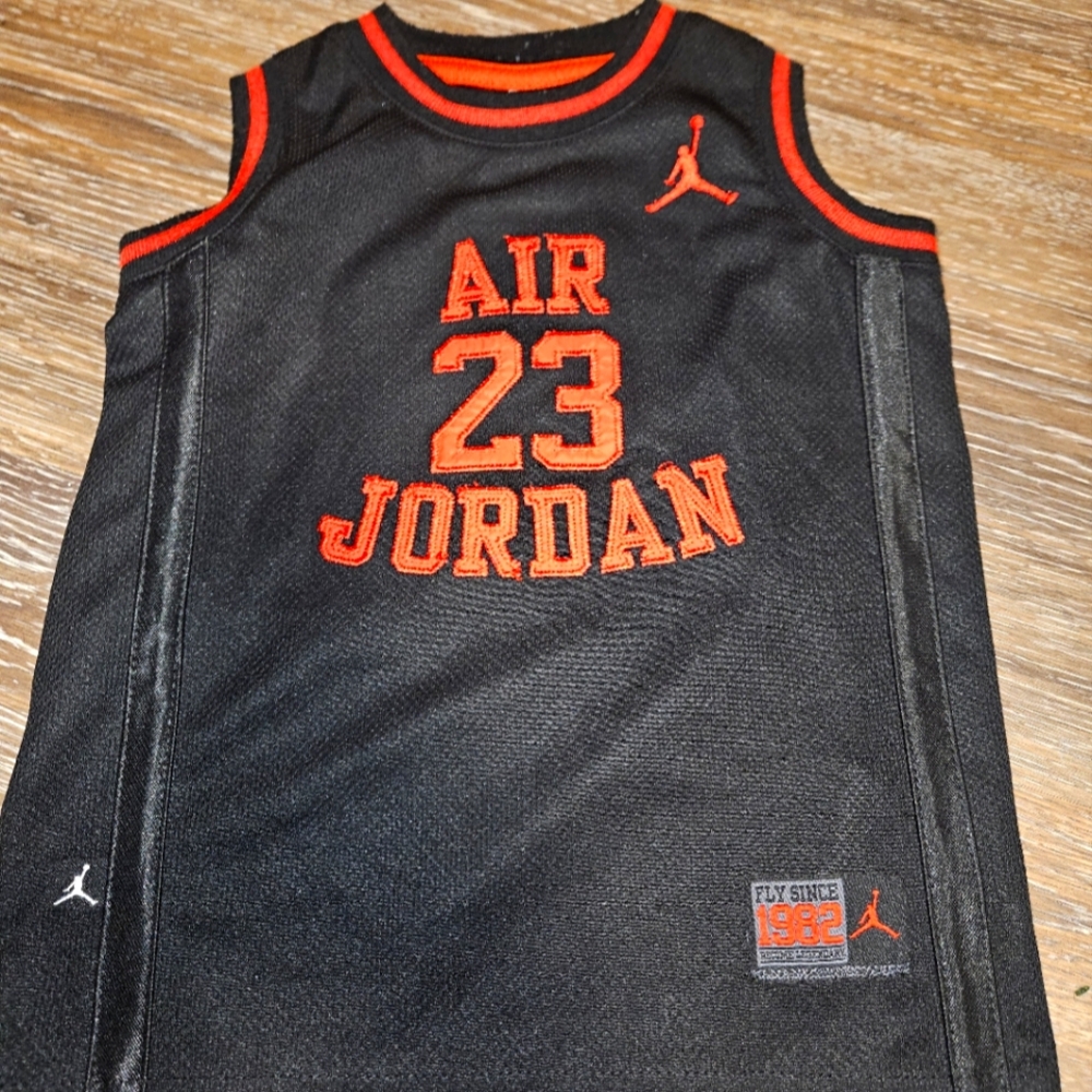 Child size 2-4